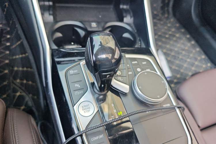 Used BMW 3 Series 2021 Second Facelift 320Li M Sport Package Gear Lever