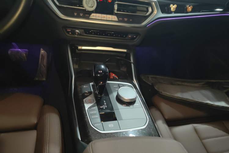 Used BMW 3 Series 2021 Second Facelift 325Li M Sport Package Gear Lever