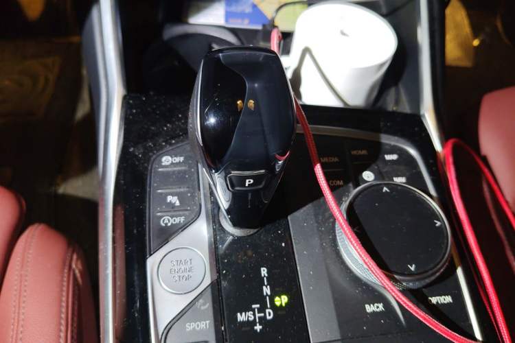 Used BMW 3 Series 2021 320i Sport Package Gear Lever