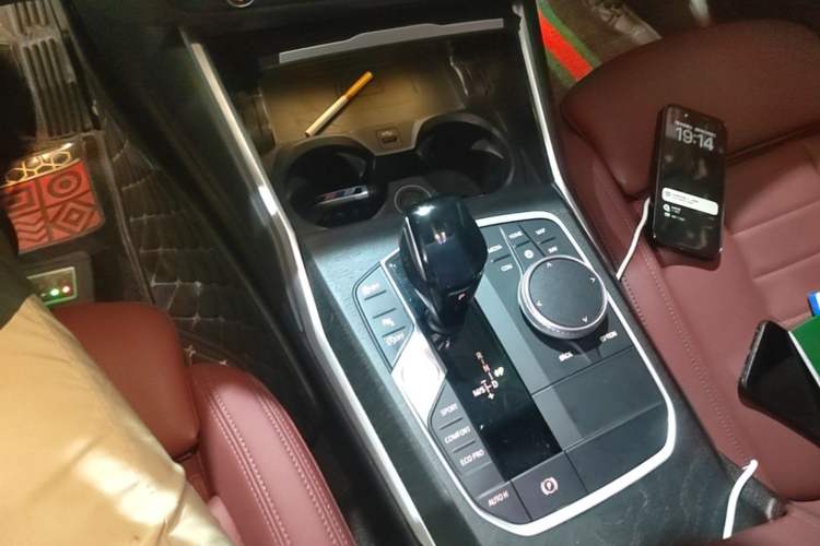 Used BMW 3 Series 2021 325i M Sport Package Gear Lever