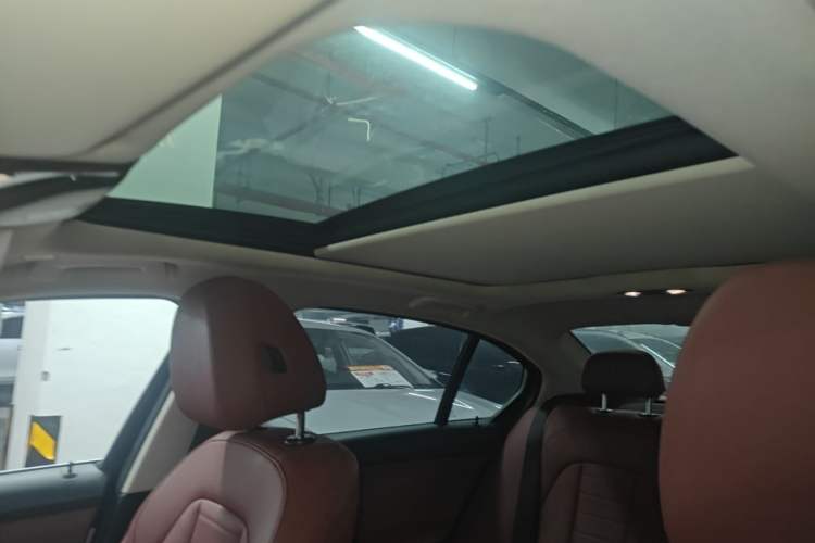 Used BMW 3 Series 2021 Restyled 325Li M Sport Package Headliner