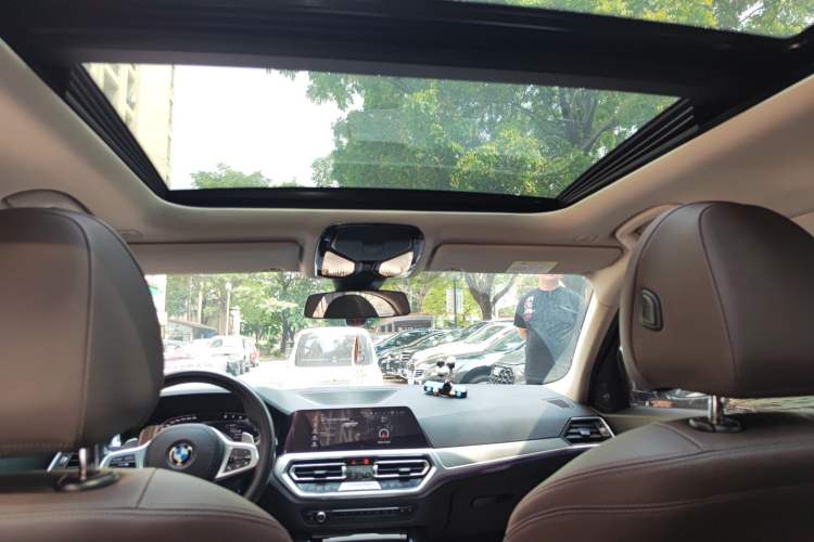 Used BMW 3 Series 2021 325Li M Sport Shadowline Package Headliner
