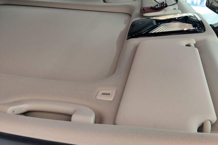 Used BMW 3 Series 2021 Second Facelift 320Li M Sport Package Headliner