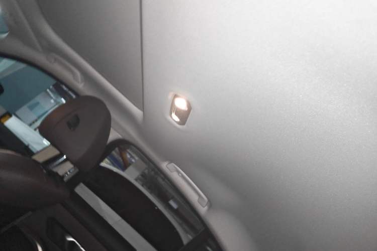 Used BMW 3 Series 2021 320i Sport Package Headliner