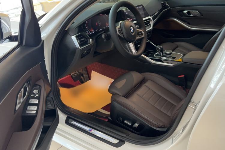 Used BMW 3 Series 2021 Facelifted 320Li M Sport Package Interior 1