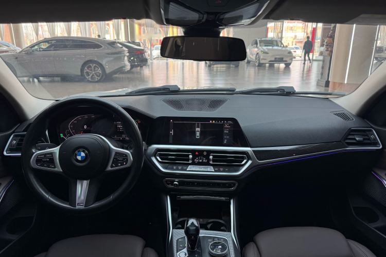 Used BMW 3 Series 2021 Second Facelift 325Li M Sport Package Interior 1