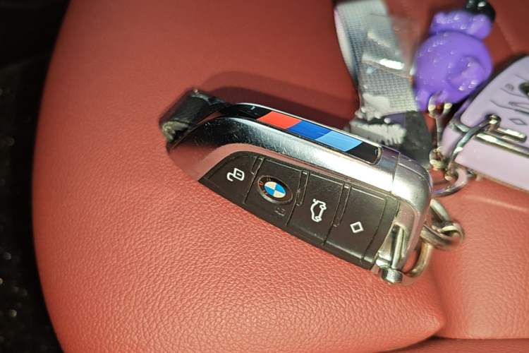 Used BMW 3 Series 2021 Second Facelift 325i M Sport Package Interior 1