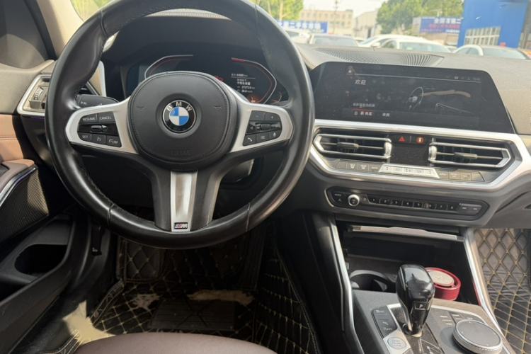 Used BMW 3 Series 2021 Restyled 325i M Sport Package Interior 1