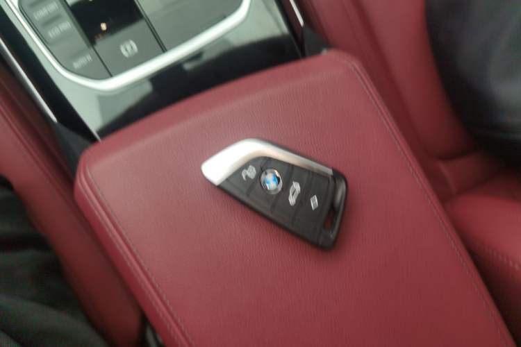 Used BMW 3 Series 2021 Restyled 320i Sport Package Interior 1