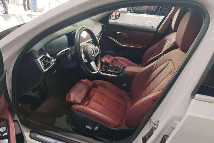 Used BMW 3 Series 2021 320Li M Sport Package Interior 1