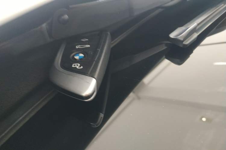 Used BMW 3 Series 2021 Restyled 325Li xDrive M Sport Package Interior 1