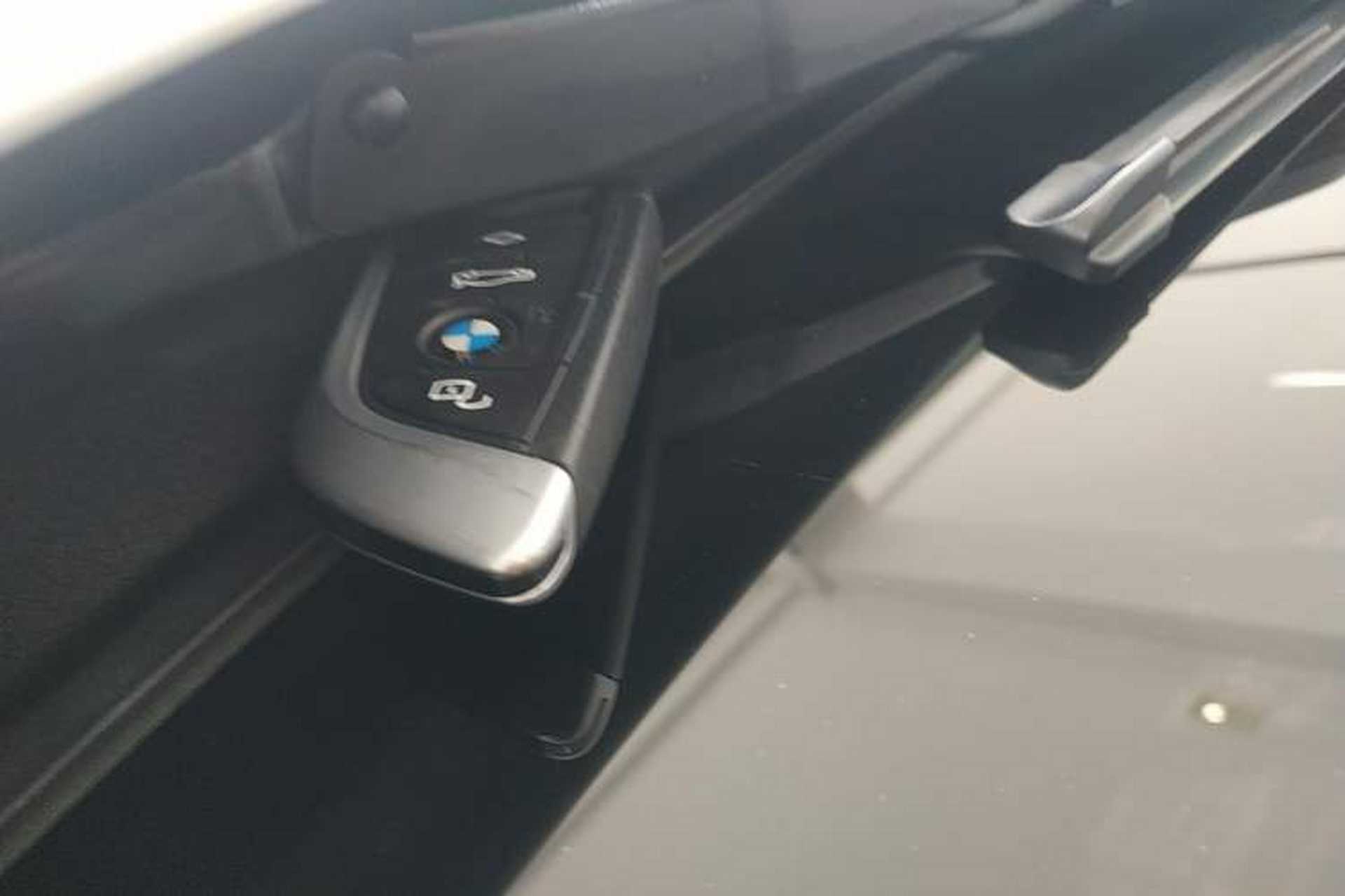 Used BMW 3 Series 2021 Restyled 325Li xDrive M Sport Package Interior 1
