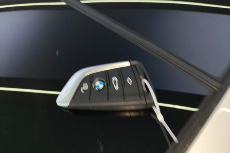Used BMW 3 Series 2021 Restyled 325Li xDrive M Sport Package Interior 1