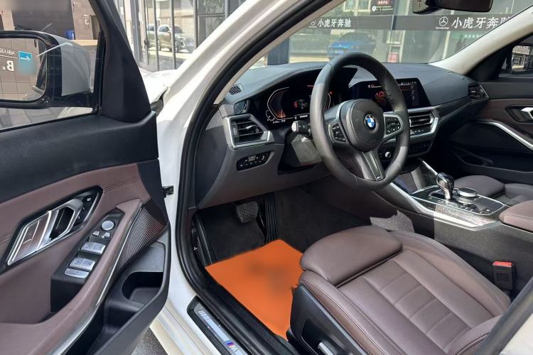 Used BMW 3 Series 2021 325Li M Sport Package Interior 1