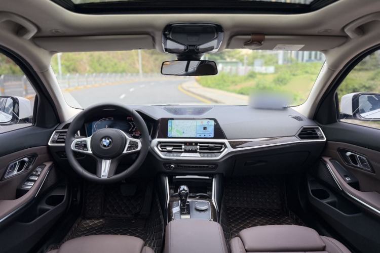 Used BMW 3 Series 2021 Restyled 325Li M Sport Package Interior 1