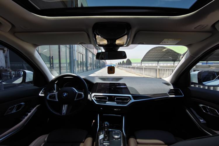 Used BMW 3 Series 2021 Second Facelift 325Li M Sport Package Interior 1