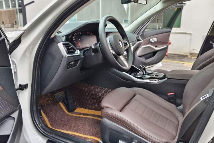 Used BMW 3 Series 2021 320Li M Sport Package Interior 10