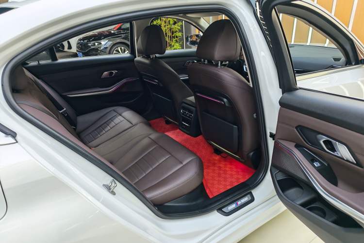 Used BMW 3 Series 2021 320Li M Sport Package Interior 11