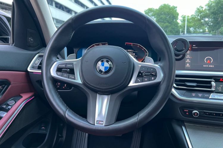 Used BMW 3 Series 2021 Restyled 325i M Sport Night Edition Package Interior 12