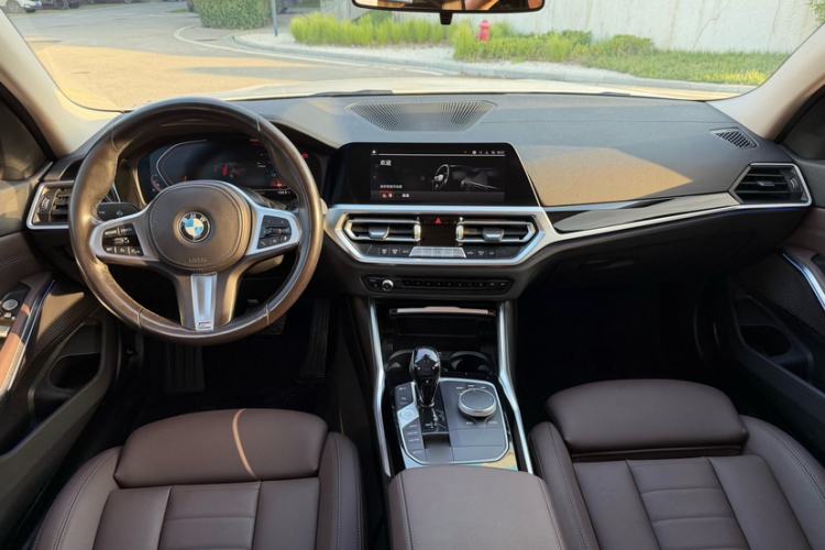 Used BMW 3 Series 2021 Facelifted 320Li M Sport Package Interior 2