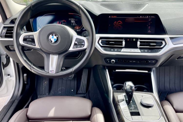 Used BMW 3 Series 2021 Restyled 325Li M Sport Package Interior 2