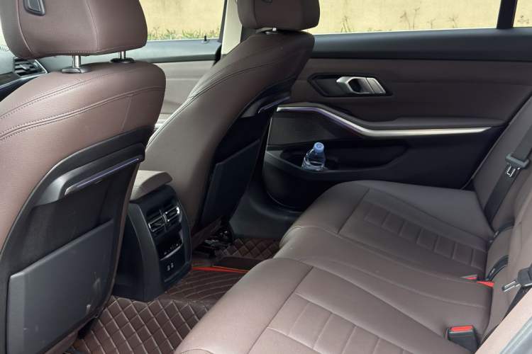 Used BMW 3 Series 2021 Second Facelift 325Li M Sport Package Interior 2
