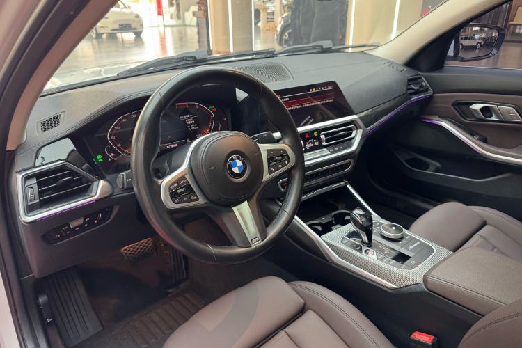 Used BMW 3 Series 2021 Second Facelift 325Li M Sport Package Interior 2