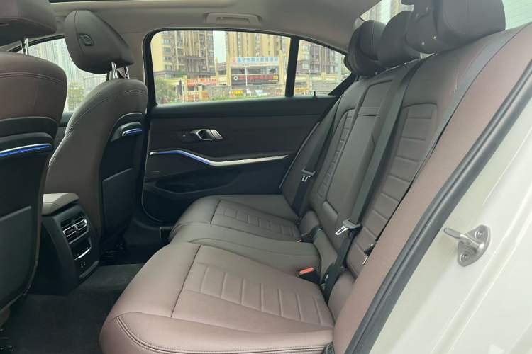 Used BMW 3 Series 2021 Restyled 325Li M Sport Package Interior 2