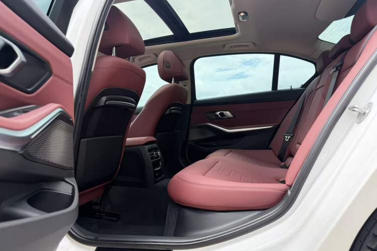 Used BMW 3 Series 2021 Restyled 325Li M Sport Package Interior 2
