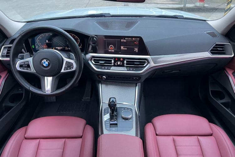 Used BMW 3 Series 2021 Restyled 325i M Sport Night Edition Package Interior 2