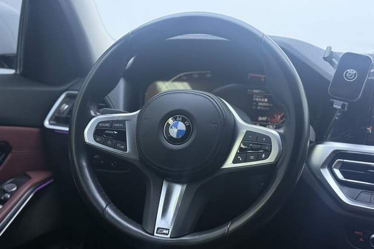Used BMW 3 Series 2021 Restyled 325Li M Sport Package Interior 3