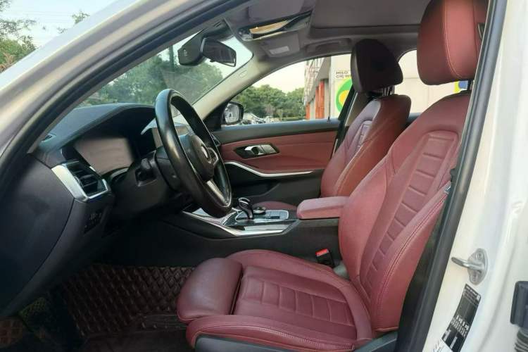 Used BMW 3 Series 2021 Restyled 325Li M Sport Package Interior 3