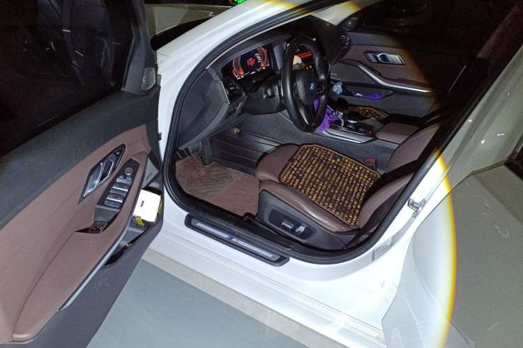 Used BMW 3 Series 2021 Facelifted 325Li M Sport Night Edition Package Interior 3