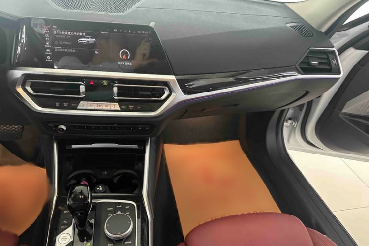 Used BMW 3 Series 2021 Second Facelift 325Li M Sport Package Interior 3