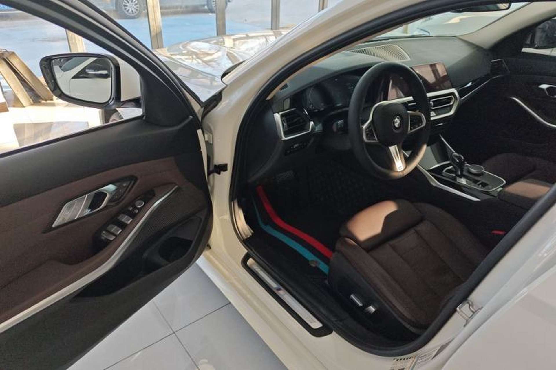 Used BMW 3 Series 2021 Facelifted 320Li M Sport Package Interior 3