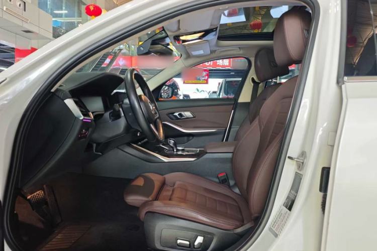 Used BMW 3 Series 2021 Restyled 325Li M Sport Package Interior 3