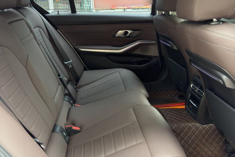 Used BMW 3 Series 2021 Second Facelift 325Li M Sport Package Interior 4