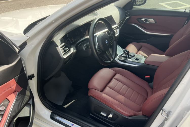 Used BMW 3 Series 2021 Second Facelift 325Li M Sport Package Interior 4