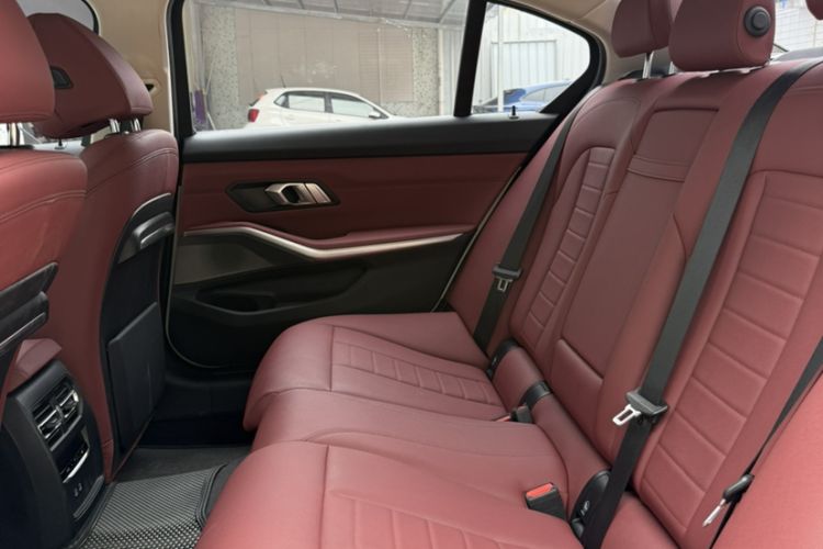 Used BMW 3 Series 2021 Facelifted 320Li M Sport Package Interior 4