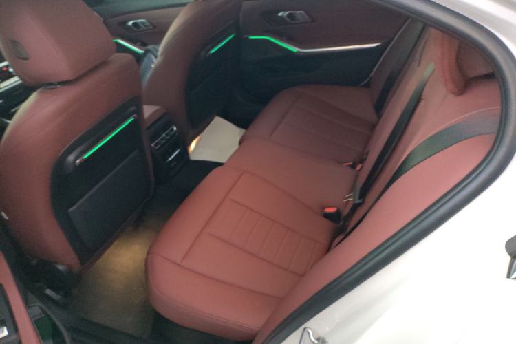Used BMW 3 Series 2021 Restyled 325Li xDrive M Sport Package Interior 4