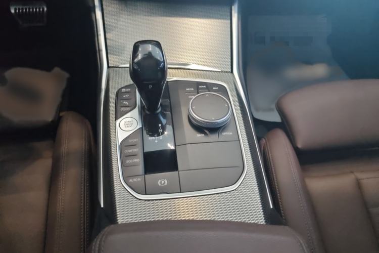 Used BMW 3 Series 2021 330i M Sport Night Edition Interior 5