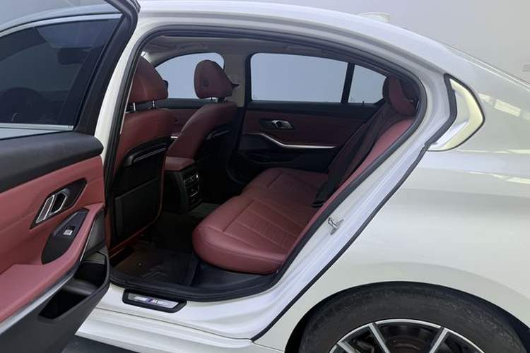 Used BMW 3 Series 2021 Restyled 325Li M Sport Package Interior 5