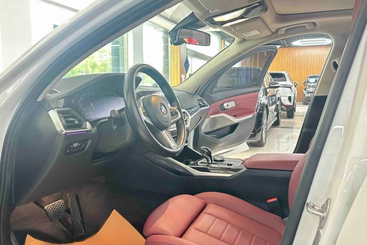 Used BMW 3 Series 2021 Second Facelift 325Li M Sport Package Interior 5
