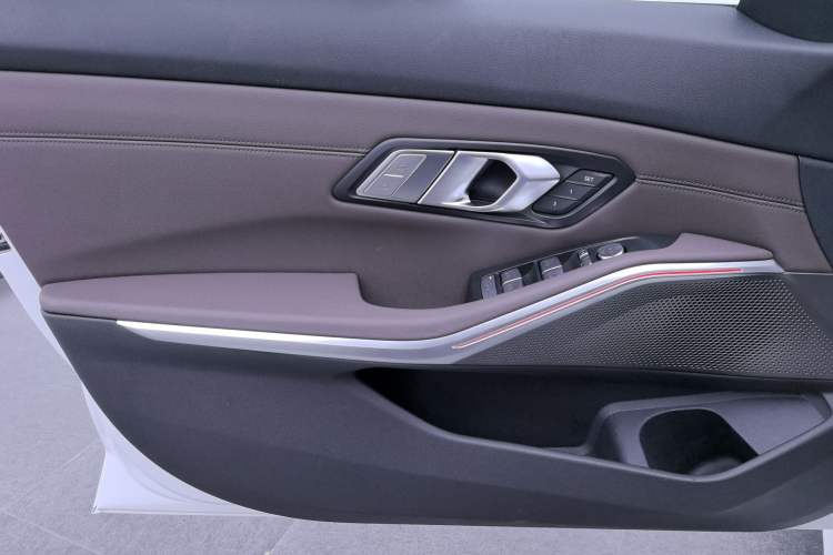 Used BMW 3 Series 2021 Restyled 325Li M Sport Package Interior 5