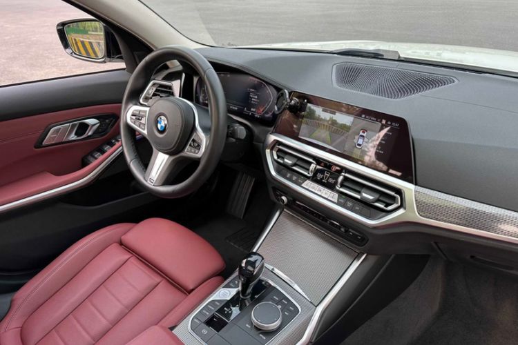 Used BMW 3 Series 2021 Restyled 325i M Sport Night Edition Package Interior 5