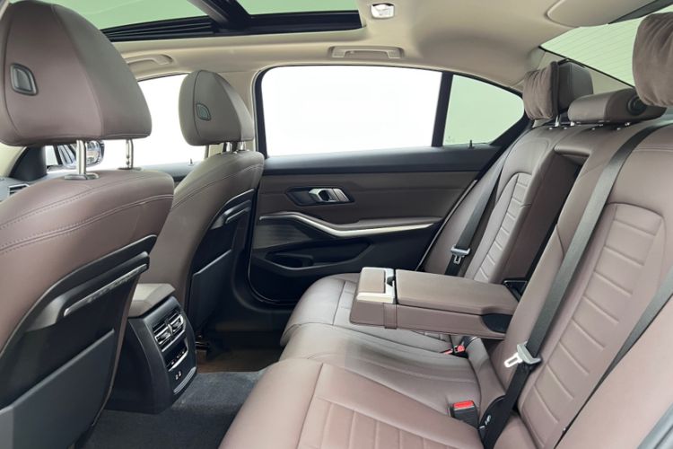 Used BMW 3 Series 2021 320Li M Sport Package Interior 6