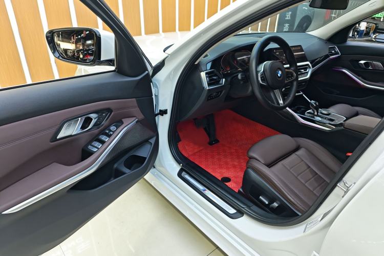 Used BMW 3 Series 2021 320Li M Sport Package Interior 6