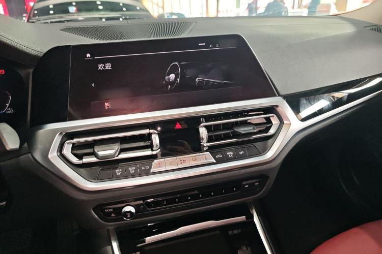 Used BMW 3 Series 2021 320Li M Sport Package Interior 6