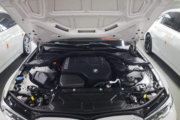 Used BMW 3 Series 2021 Second Facelift 325Li M Sport Package Interior 6
