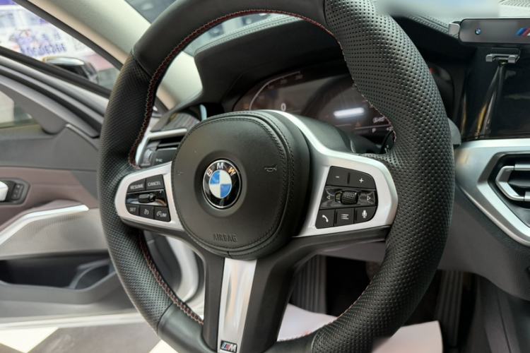 Used BMW 3 Series 2021 Second Facelift 320Li M Sport Package Interior 7